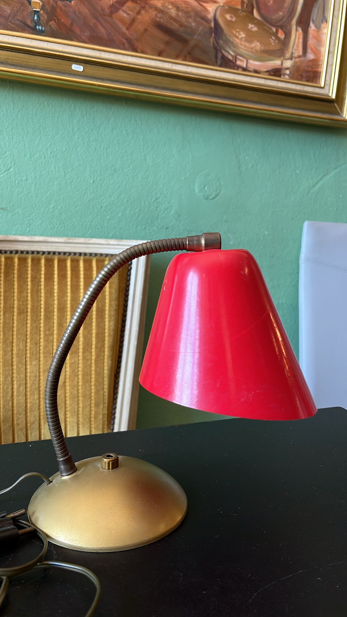 lampe de bureau vintage rouge col de cygne années 60 70