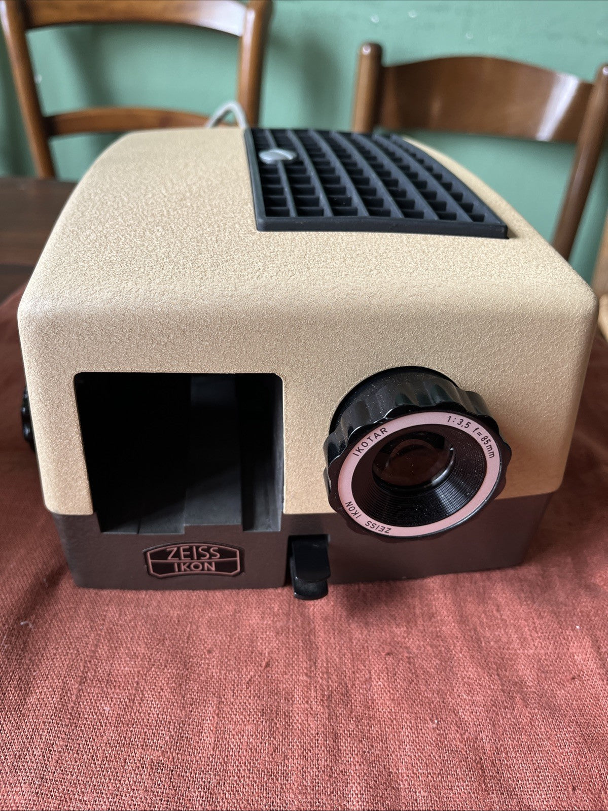 Projecteur Diapositives Ikolux12N